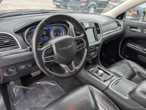 2021 Chrysler 300 Touring L