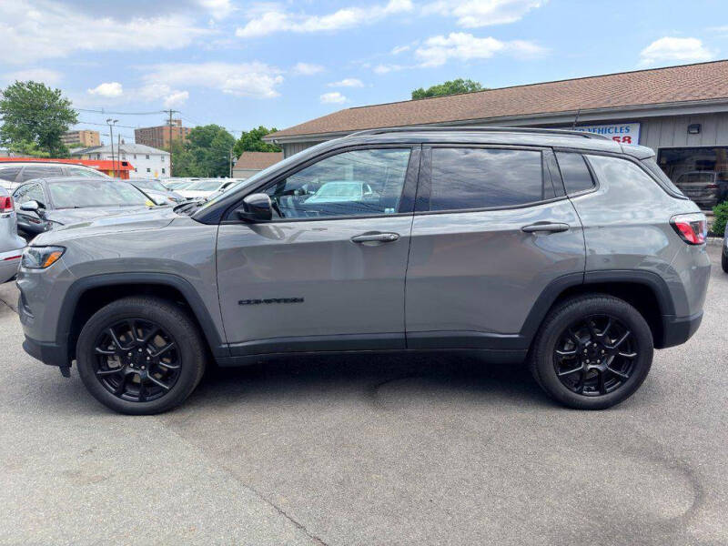 2023 Jeep Compass Altitude