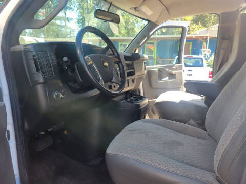 2018 Chevrolet Express 2500
