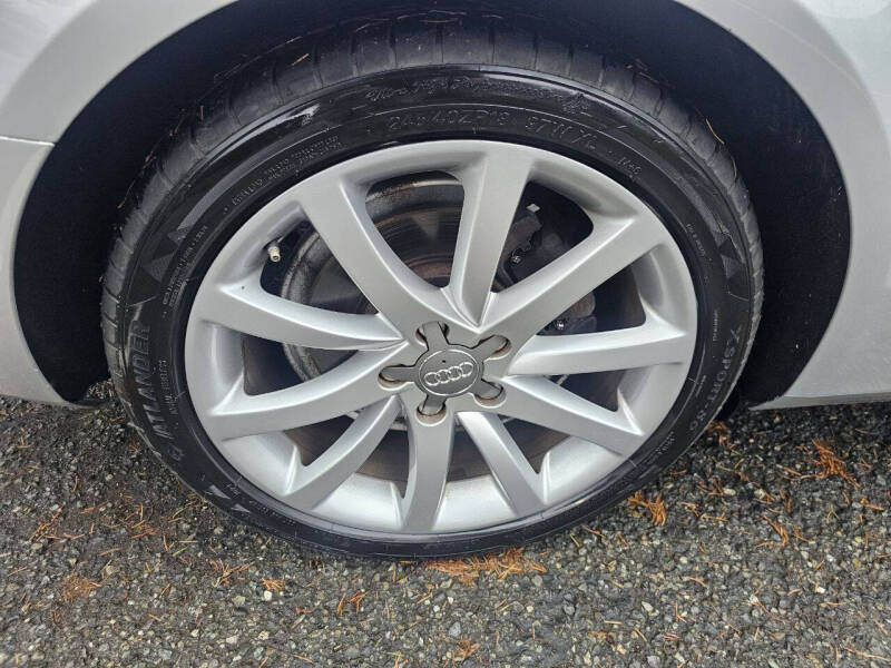 2013 Audi A4 2.0T quattro Prestige