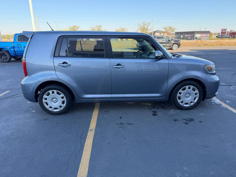 2009 Scion xB