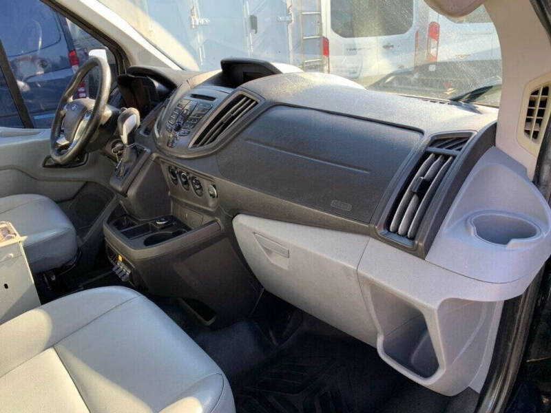 2017 Ford Transit 150