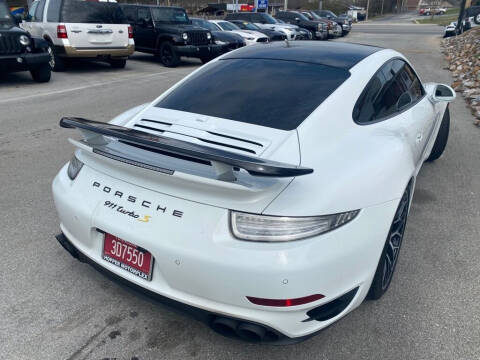 2016 Porsche 911 Turbo S