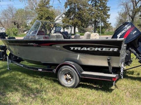 2004 Tracker TARGA 18 WT
