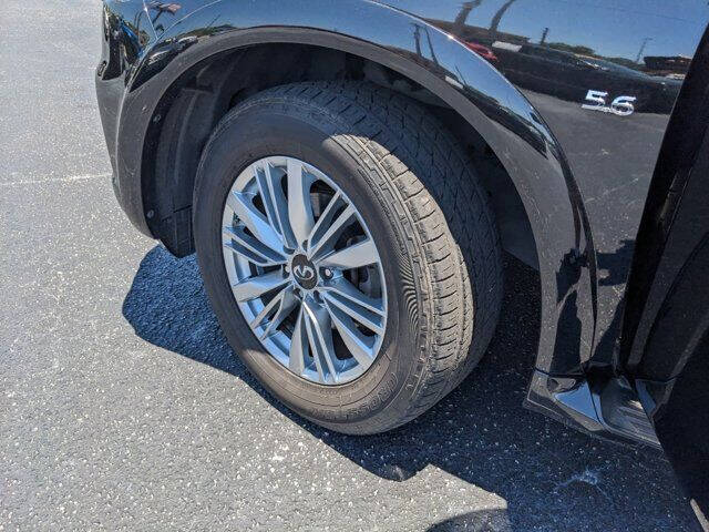2019 Infiniti QX80 32