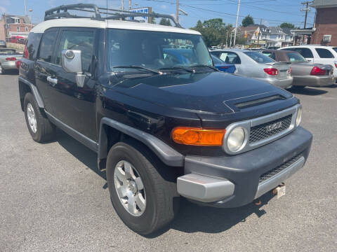 2007 Toyota FJ Cruiser for sale at Auto Outlet of Trenton in Trenton NJ