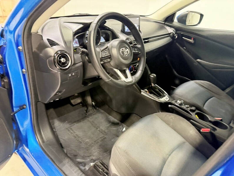 2020 Toyota Yaris LE