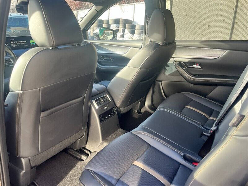 2025 Mazda CX-70 Plug-in Hybrid Premium Plus