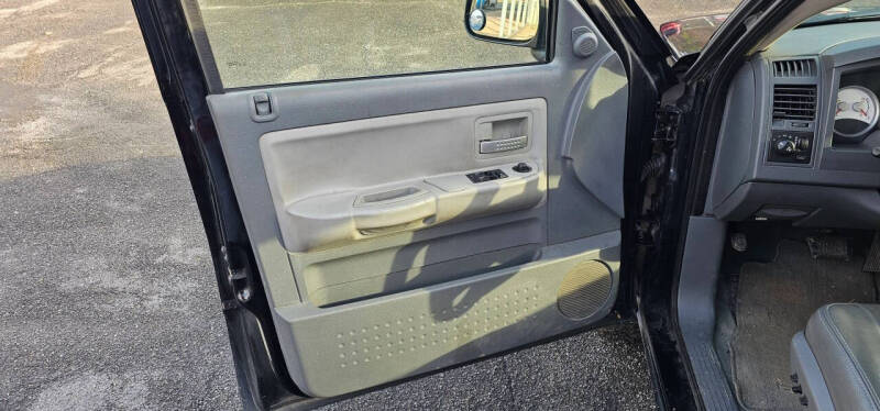 2005 Dodge Dakota Laramie