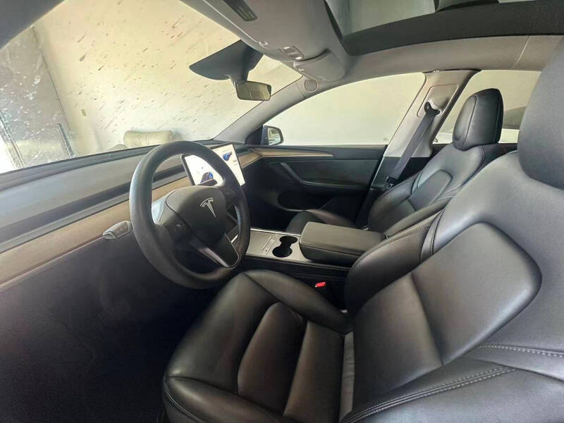 2024 Tesla Model Y Long Range