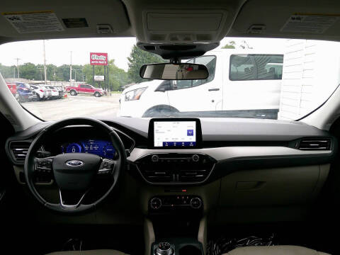 2021 Ford Escape SEL