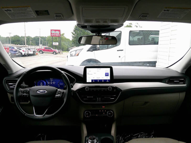 2021 Ford Escape SEL