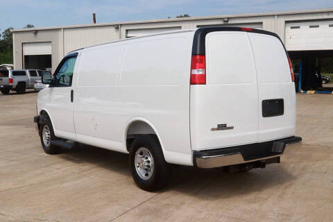 2026 Chevrolet Express 2500