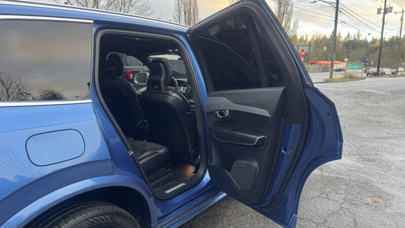 2018 Volvo XC90 T6 R-Design