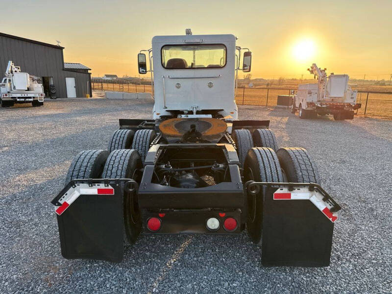 2012 Peterbilt 386
