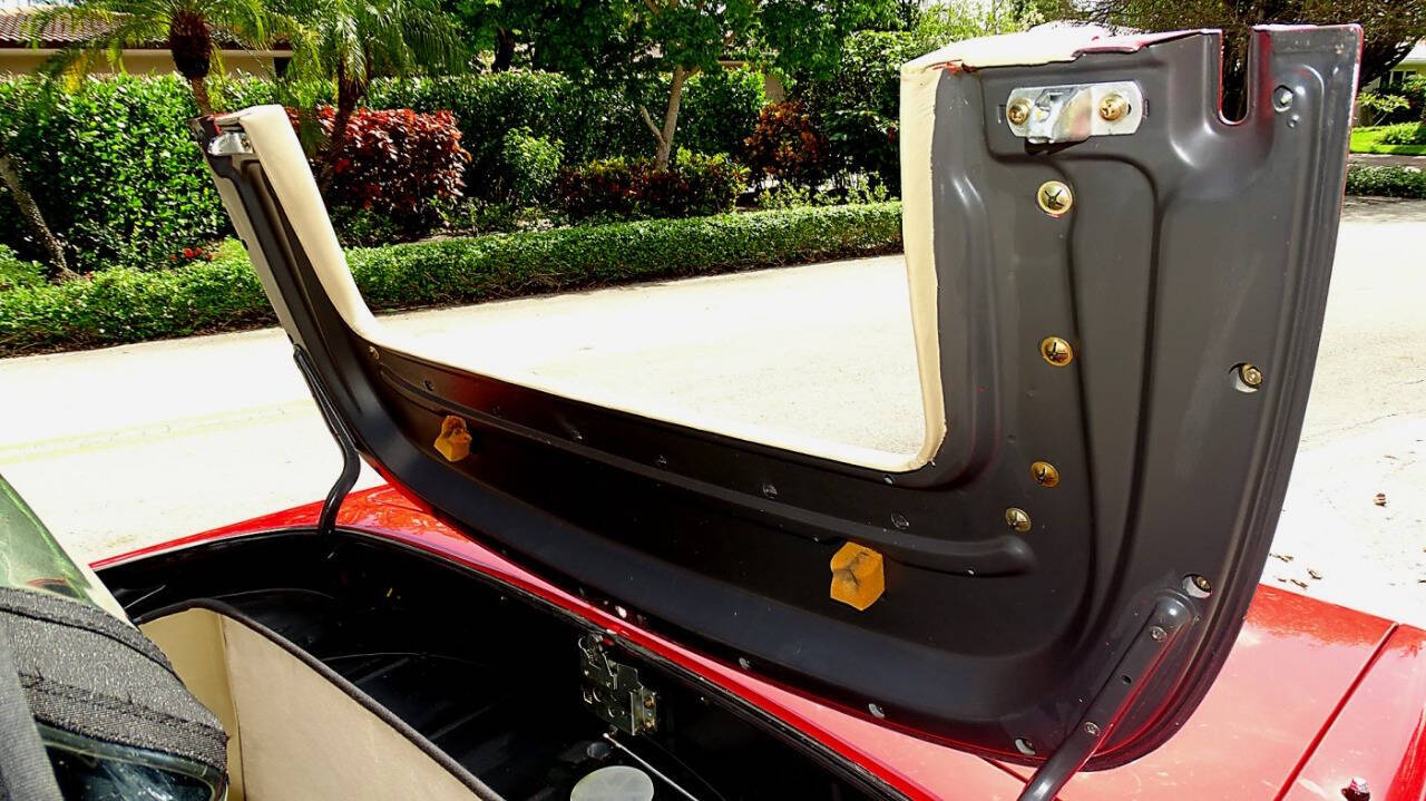 1985 Mercedes-Benz 380-Class 10