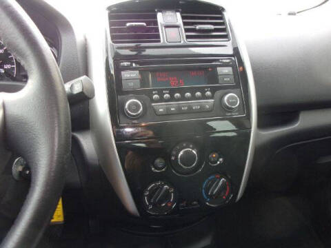 2015 Nissan Versa Note SV