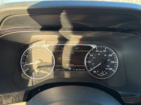 2023 Nissan Pathfinder SL