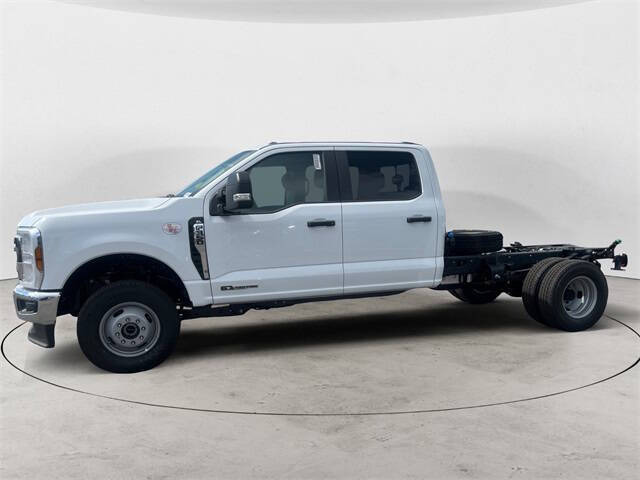 2025 Ford F-350 Super Duty XL