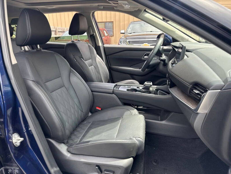 2024 Nissan Rogue Platinum