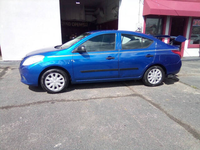 2014 Nissan Versa for sale at Pinnacle Auto Sales in New Bedford, MA