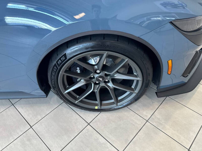 2025 Ford Mustang Dark Horse