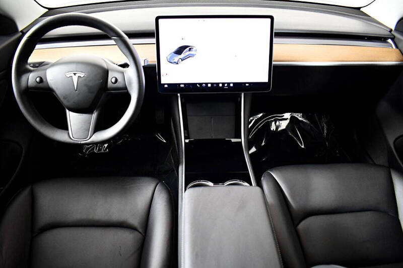 2019 Tesla Model 3 Standard Range Plus