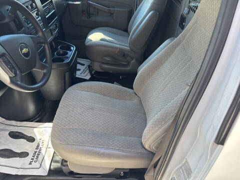 2019 Chevrolet Express 2500