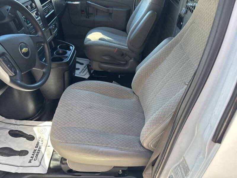 2019 Chevrolet Express 2500