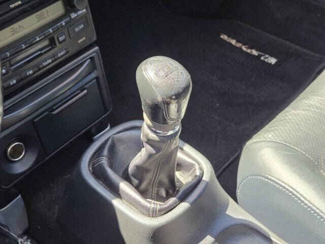 2003 Toyota MR2 Spyder