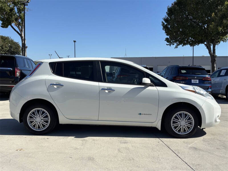 2015 Nissan LEAF S