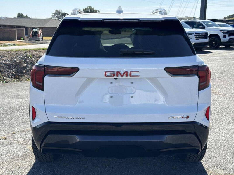 2026 GMC Terrain AT4