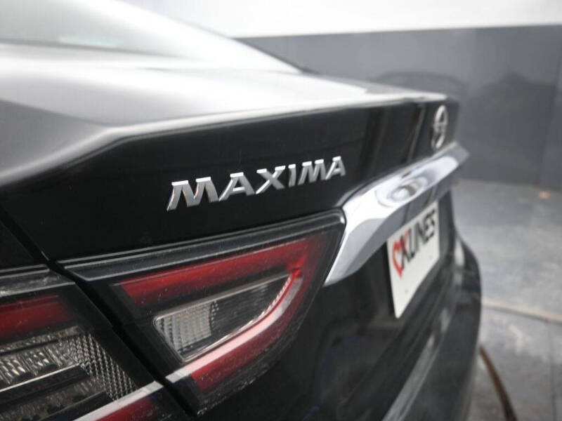 2023 Nissan Maxima