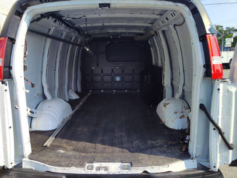 2021 Chevrolet Express 2500