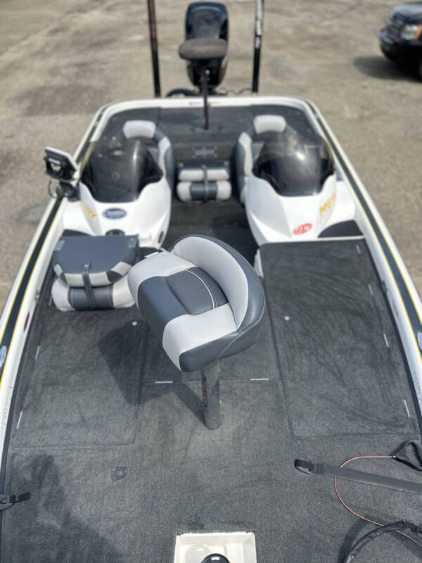 2007 Champion 200 Elite