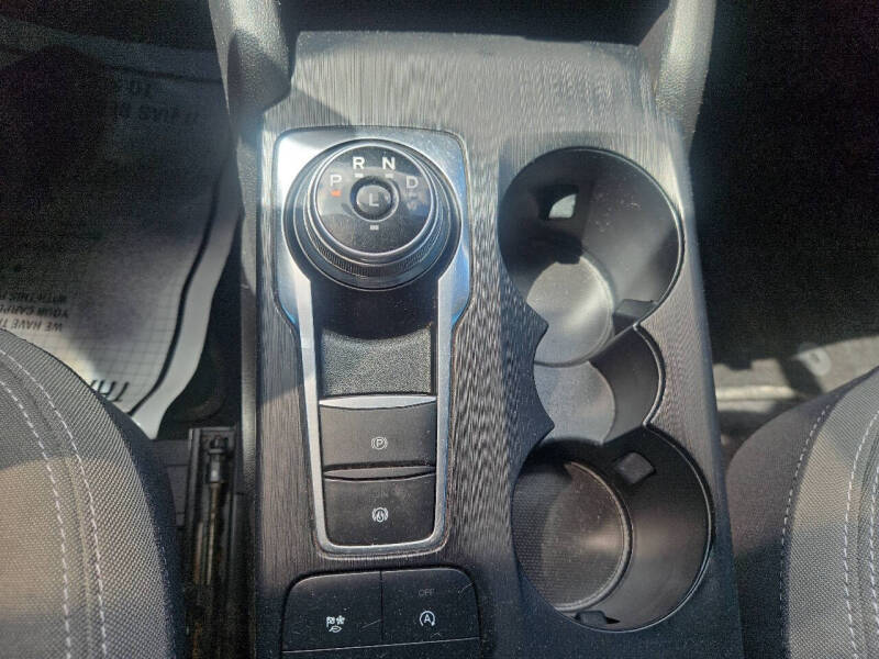 2020 Ford Escape SE