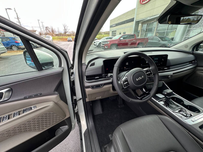 2026 Kia Carnival EX