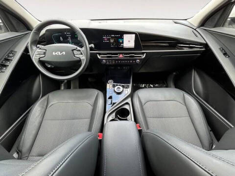 2023 Kia Niro Plug-In Hybrid EX