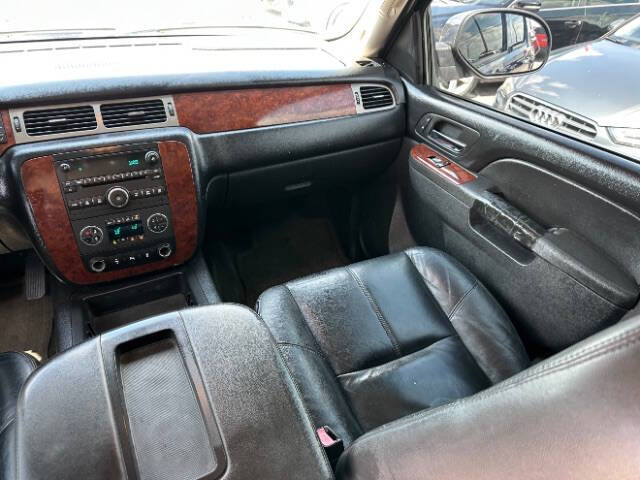 2013 Chevrolet Avalanche LT Black Diamond