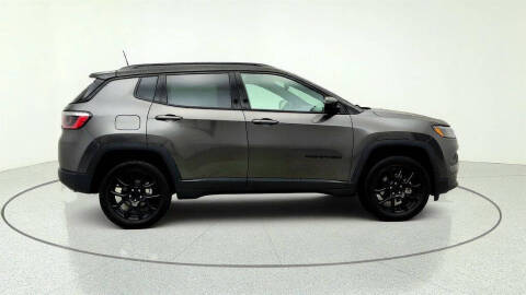 2022 Jeep Compass Altitude