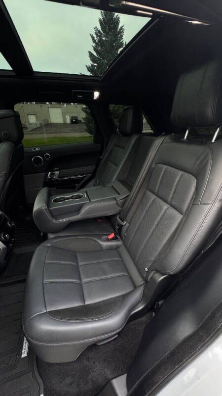 2020 Land Rover Range Rover Sport HST