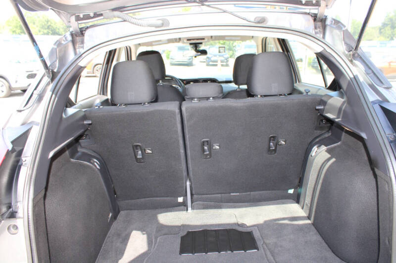 2023 Nissan Kicks S