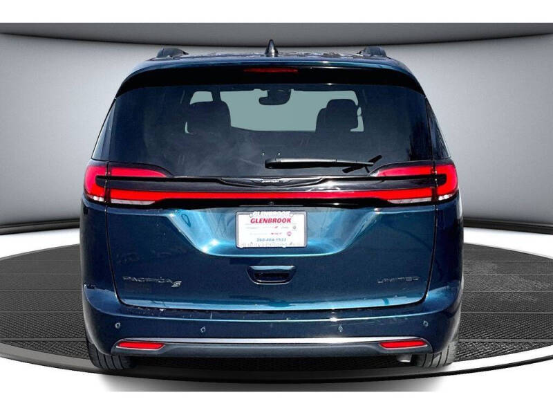 2025 Chrysler Pacifica Limited