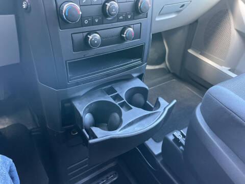 2009 Dodge Grand Caravan SE