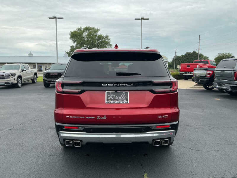 2024 GMC Acadia Denali