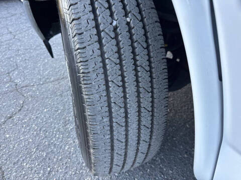 2024 Chevrolet Express 2500