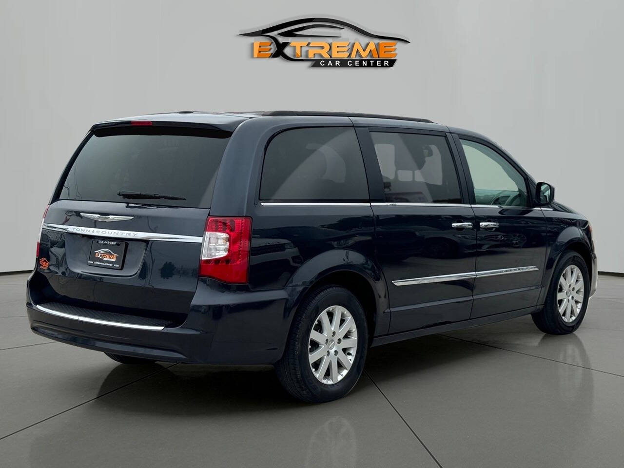 2014 Chrysler Town and Country for sale at Extreme Car Center in Detroit, MI