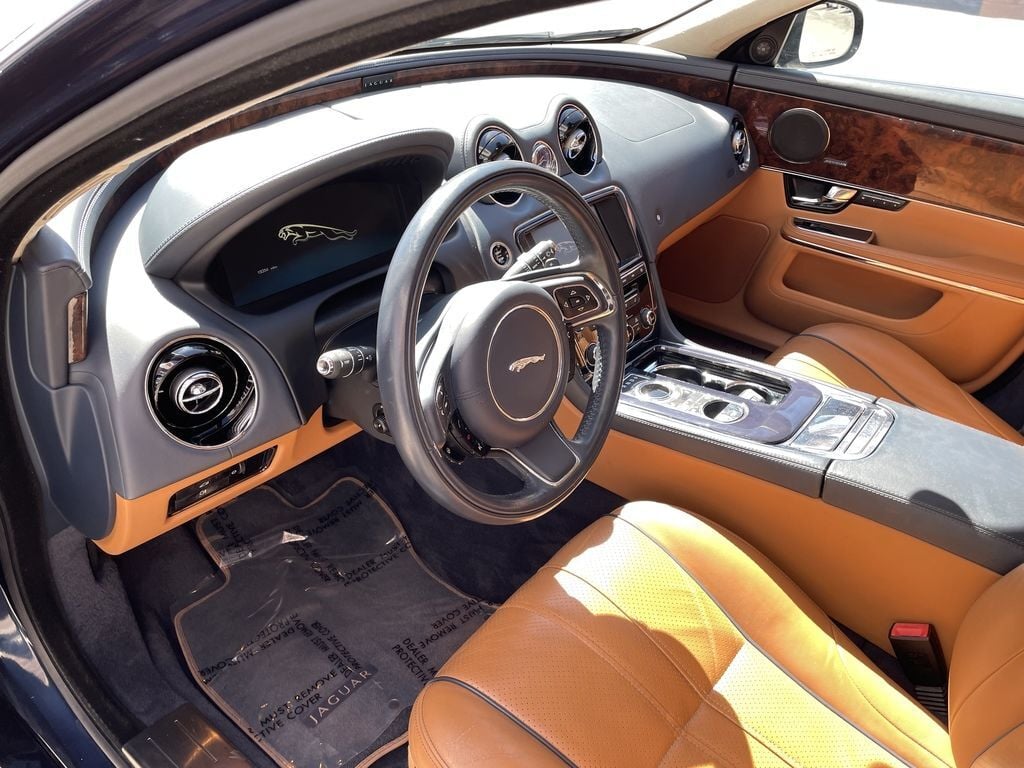 2013 Jaguar XJ 12