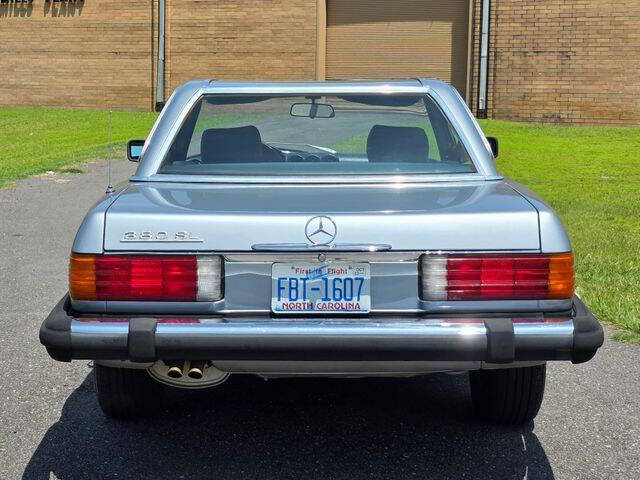 1982 Mercedes-Benz 380-Class 380 SL