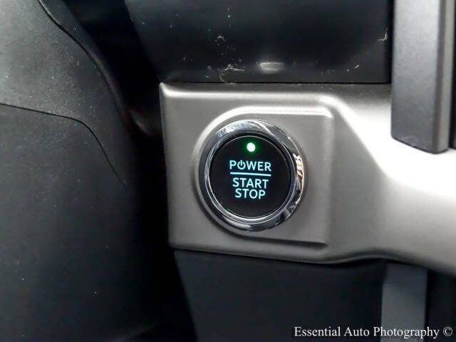 2023 Ford F-150 Lightning XLT